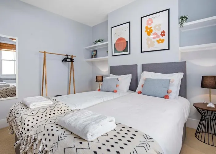The Townhouse By My Getaways Free Parking