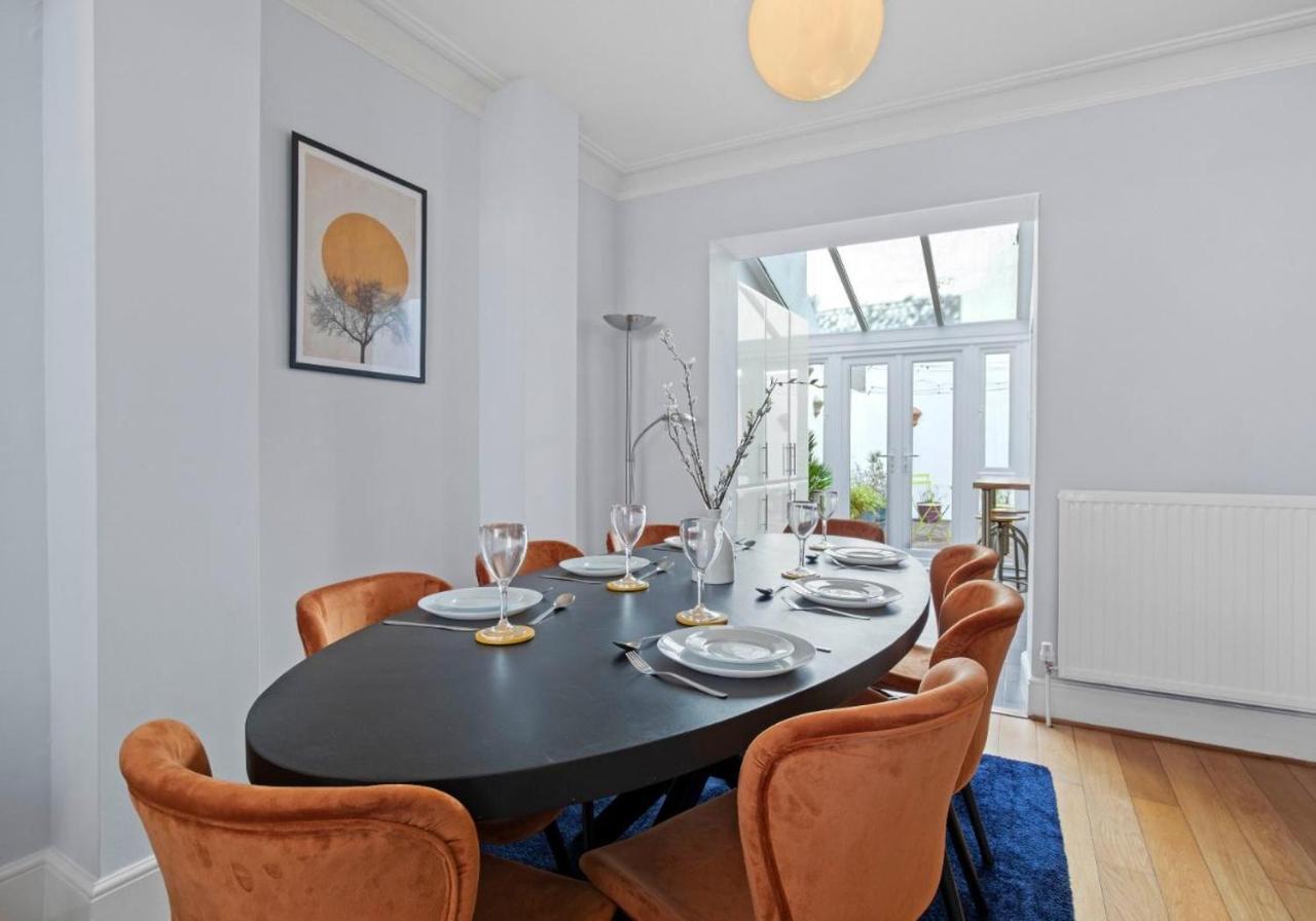 Holiday home The Townhouse By My Getaways Free Parking